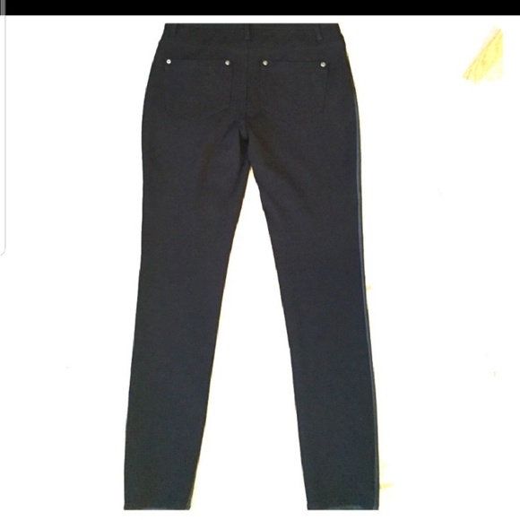 Vince Camato size 26" womens pants - Picture 2 of 3